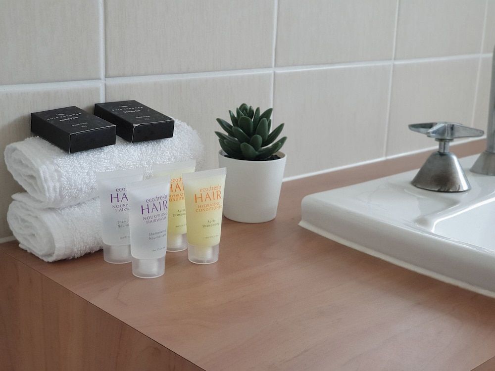 undefined City Penthouse Views Wine Pool Gym Netflix