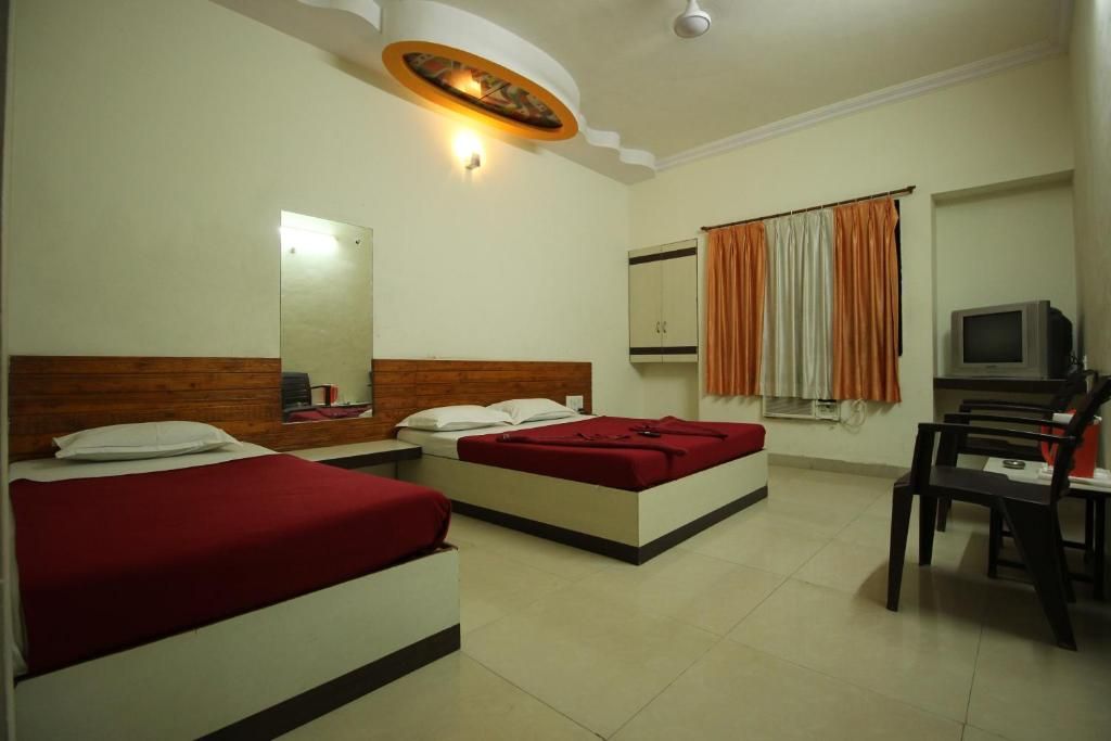 Standard Triple Bed AC Room