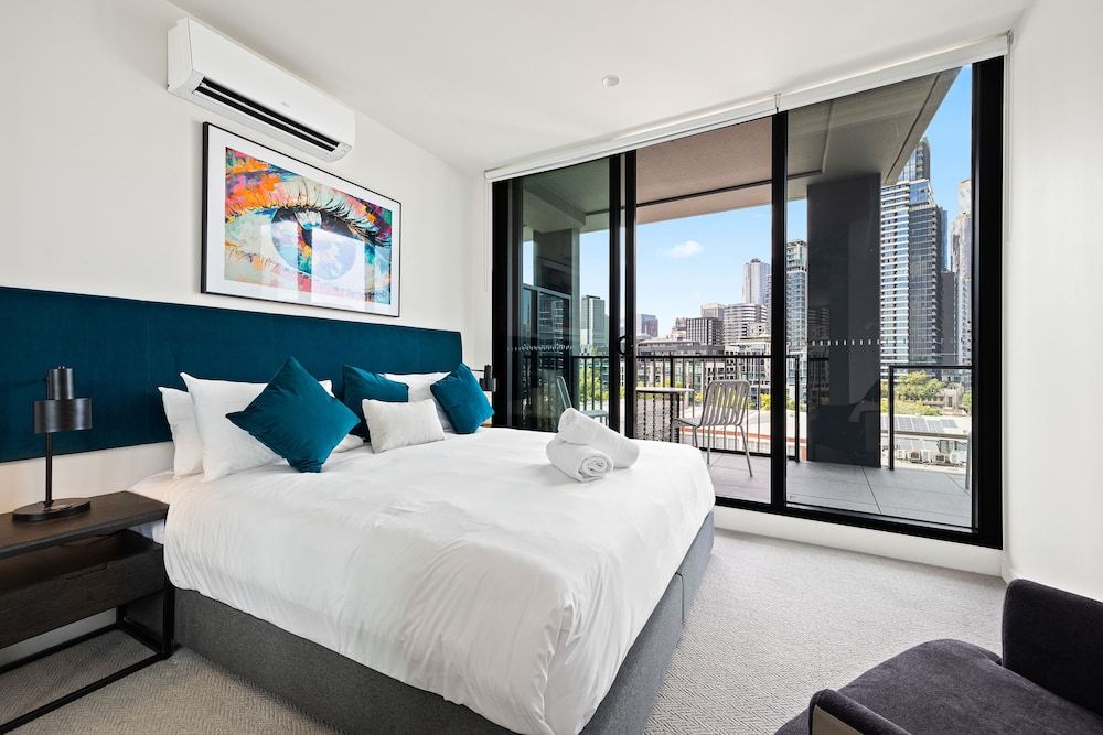 The Marker Apartments Melbourne 3 Bedroom 2 Bathroom Premier Apartments 2
