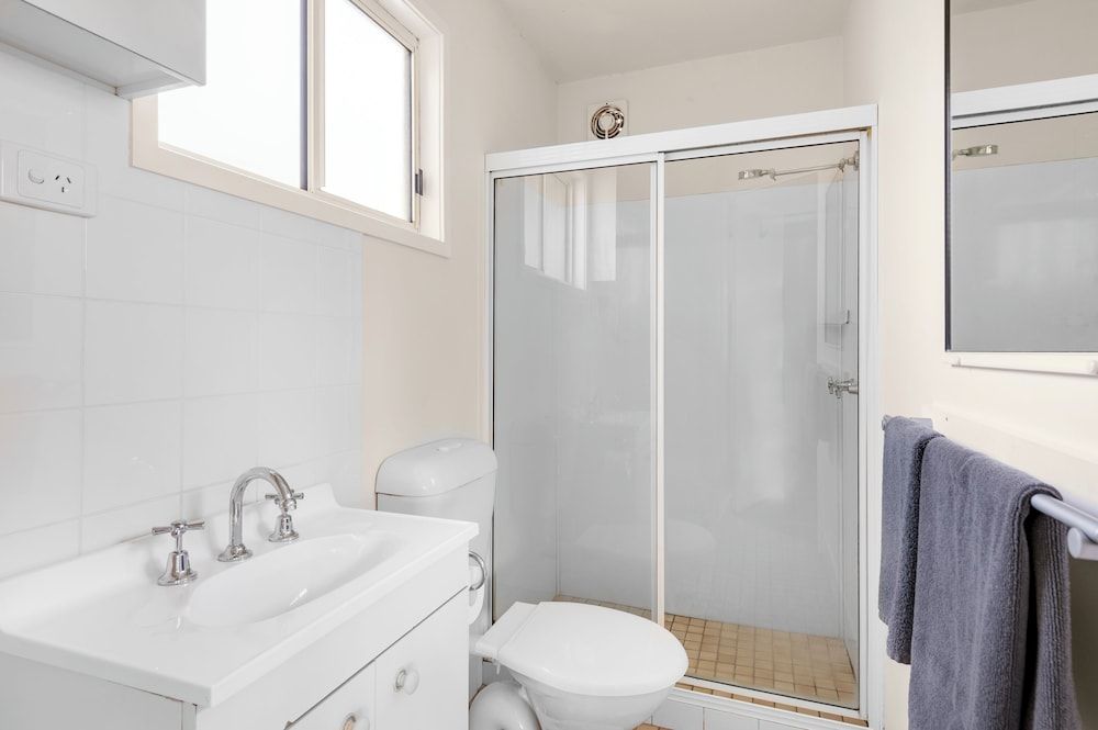 Mountain View Resort Deluxe Cabin 4