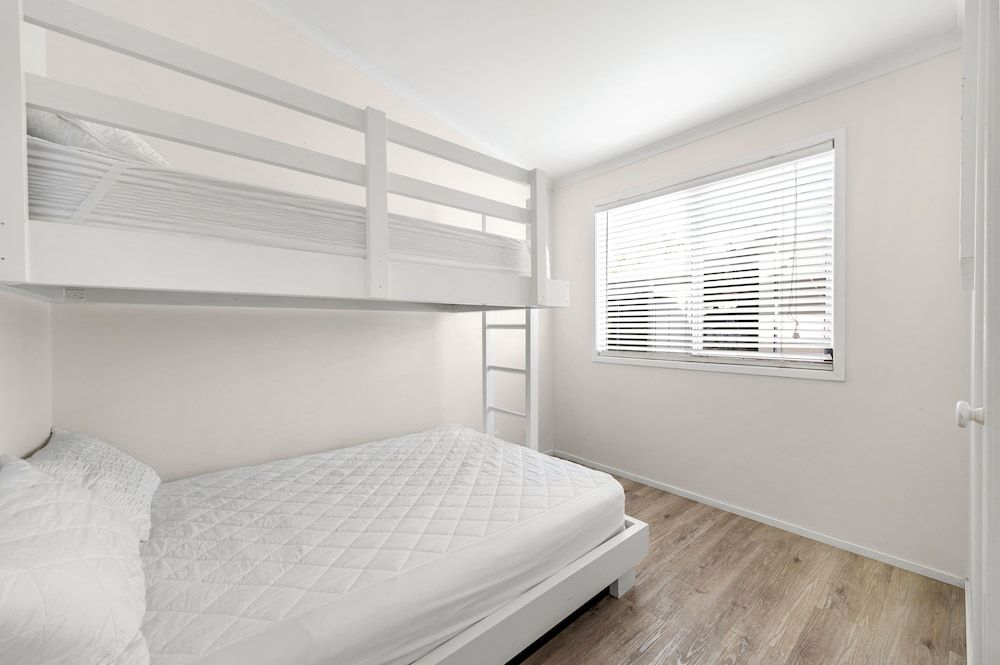 Mountain View Resort Deluxe Cabin, Garden View 3