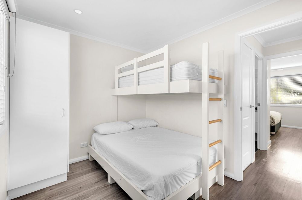 Mountain View Resort Deluxe Cabin, Garden View 4