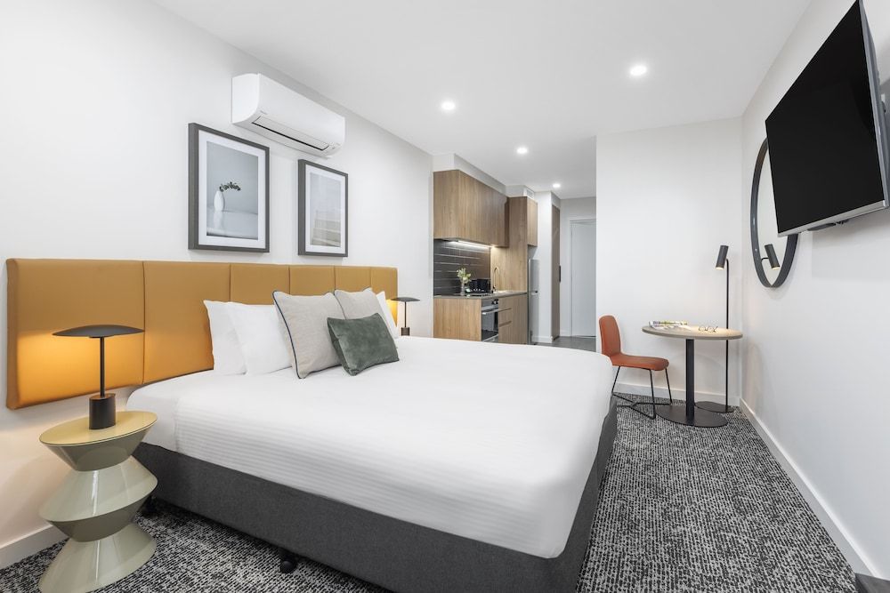 Punthill Essendon North Studio Apartment