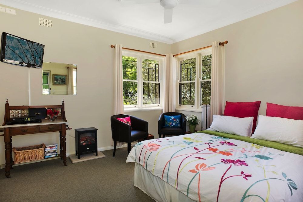 Comfort Cottage, 1 Queen Bed, Garden View (The Priest's Cottage)