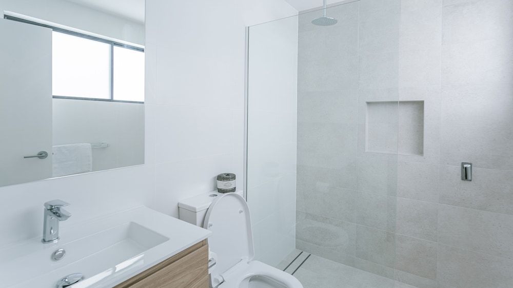 Chapel Heights Apartments Deluxe Apartment 15