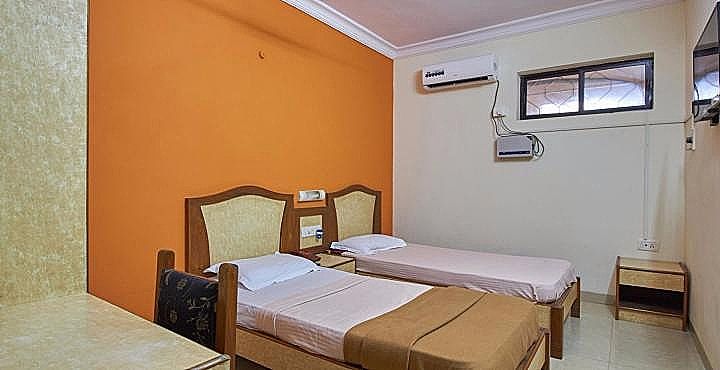 Hotel La Flor NON AC DELUXE