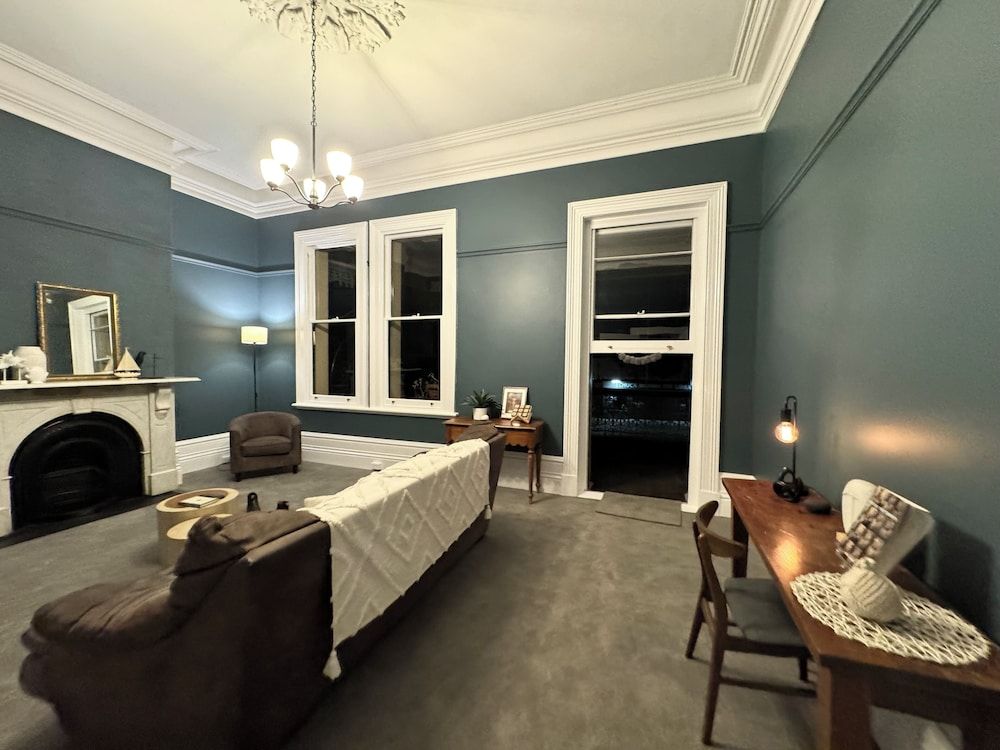 Tree House Hideouts Heygarth House Classic Townhome, 2 Bedrooms, Balcony, City View 24