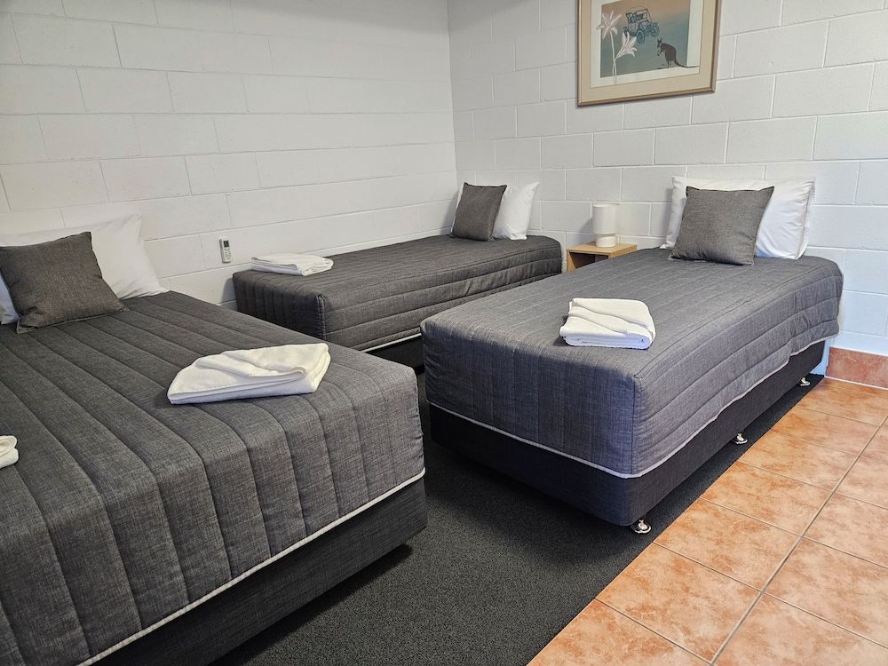 Leeton Centre Motel Family Room