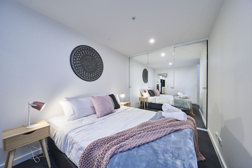 Business Apartment, 2 Bedrooms, Balcony, City View