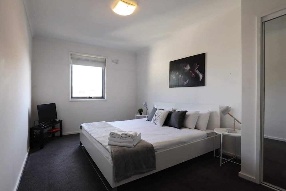 Apartment (2 Bedrooms)