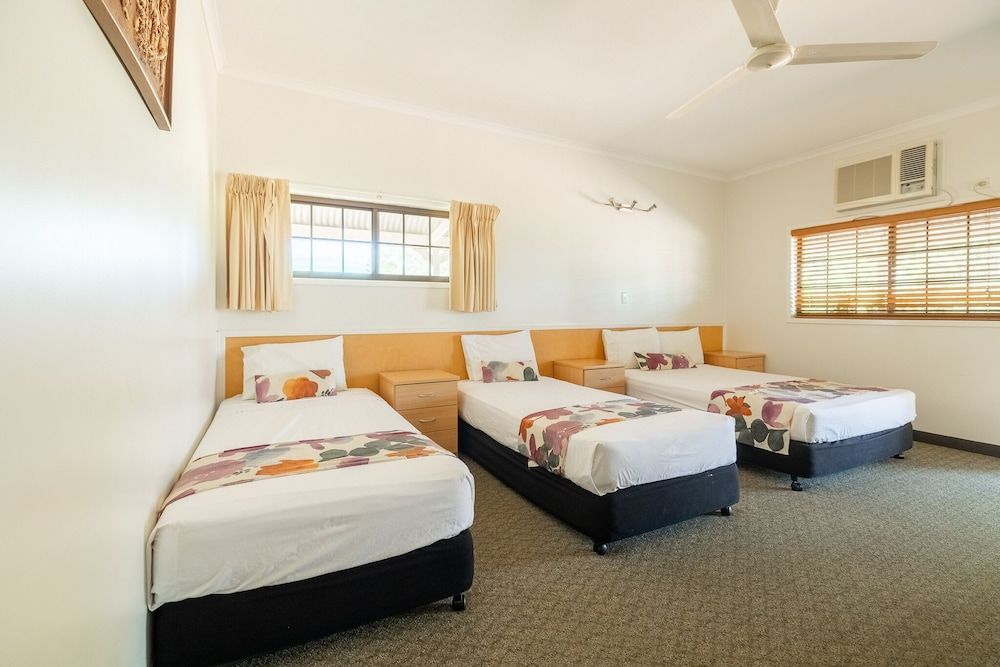 Landsborough Lodge Motel Design Room 4