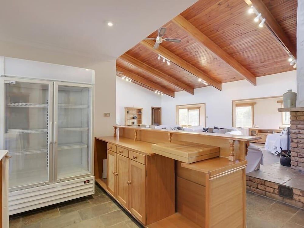 Steeles Island Retreat The Beach Homestead, 7 Bedroom 6