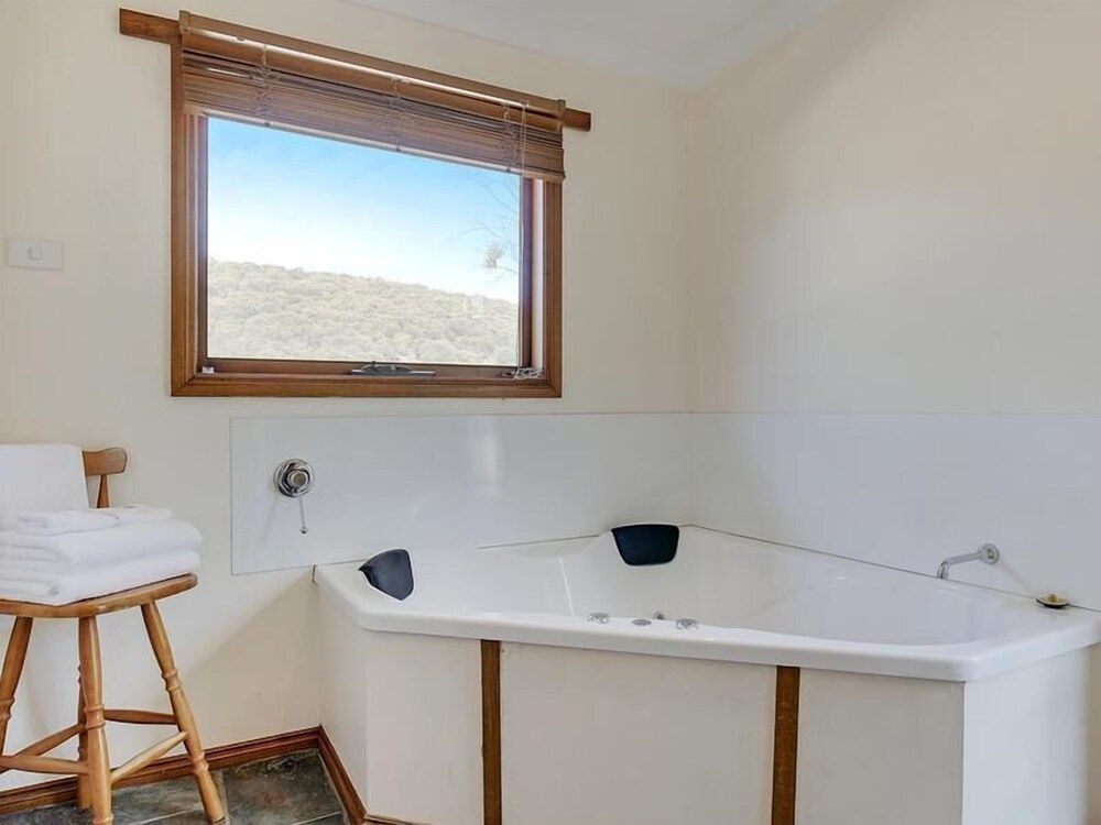 Steeles Island Retreat The Beach Homestead, 7 Bedroom 11