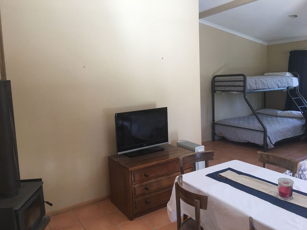 Two bedroom Family Room Self-Contained