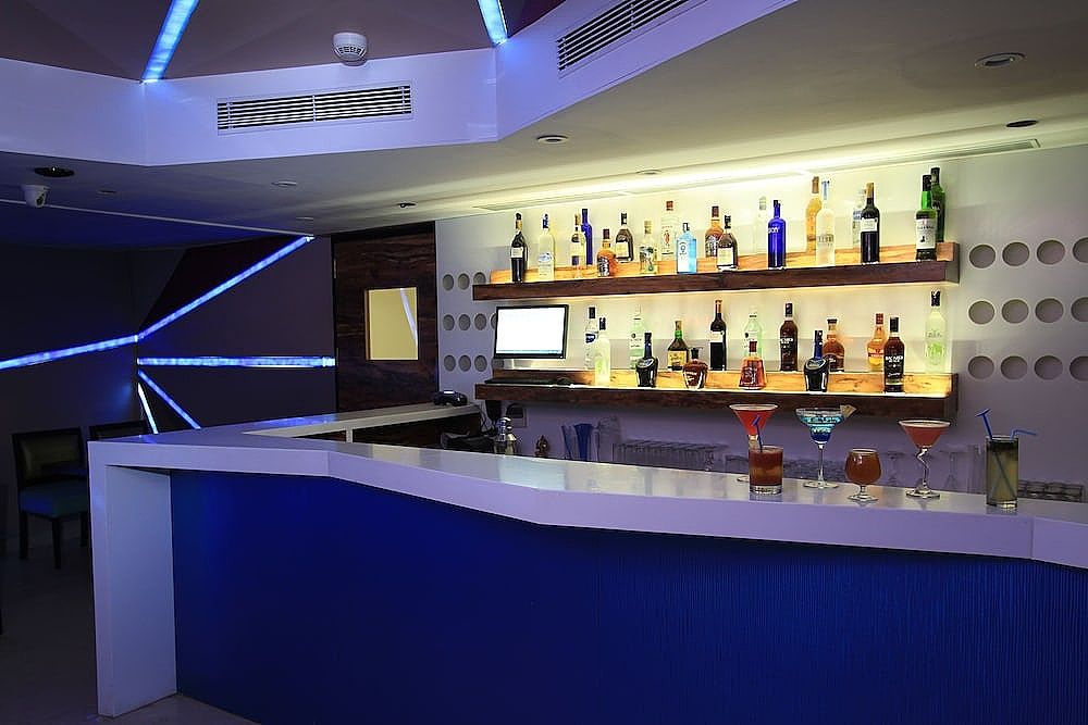 undefined La Woods Hotel 10