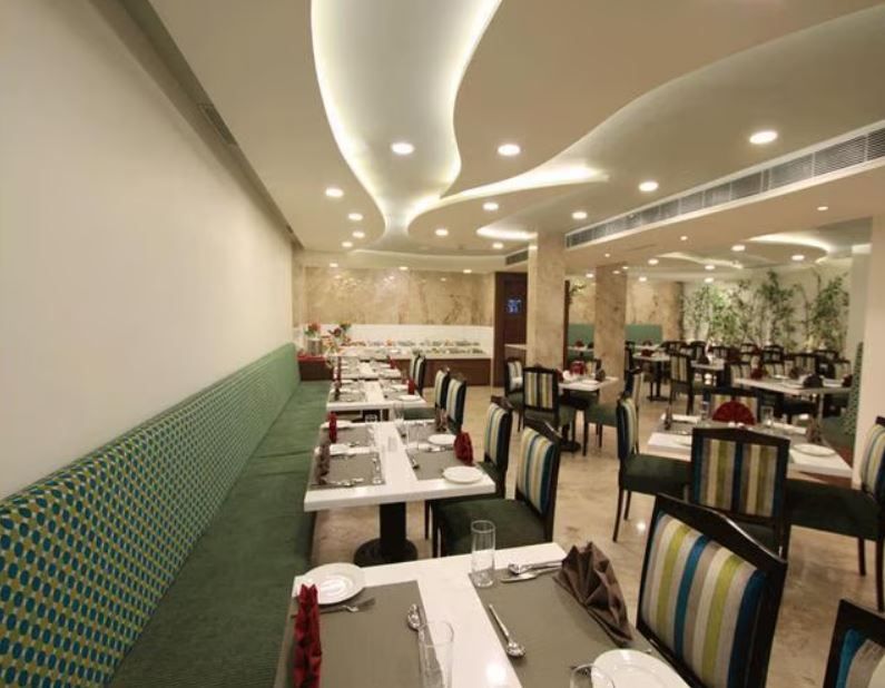 undefined La Woods Hotel 4