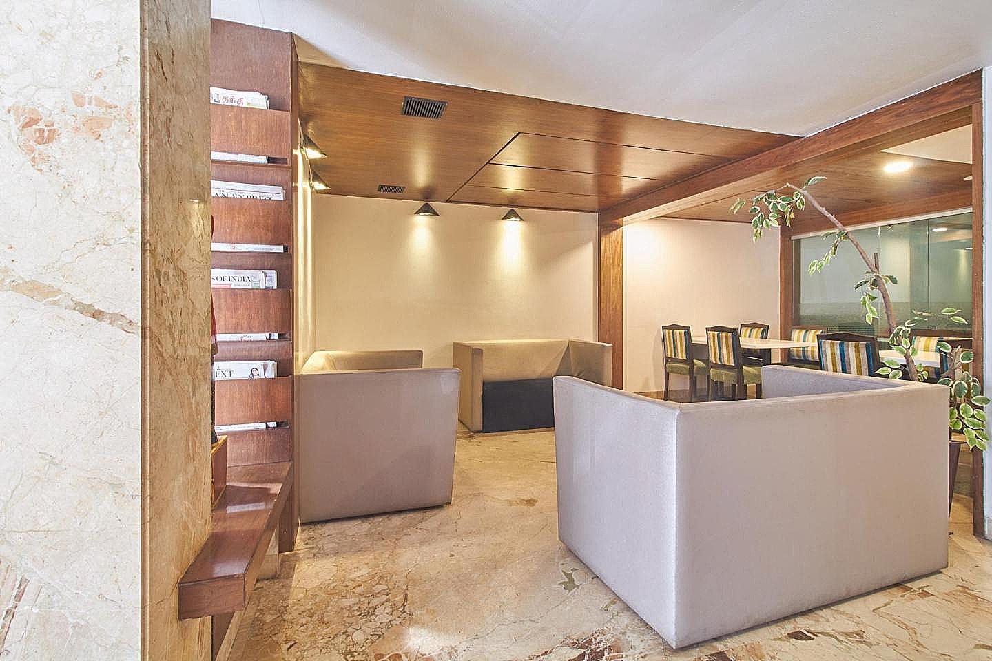 undefined La Woods Hotel 3