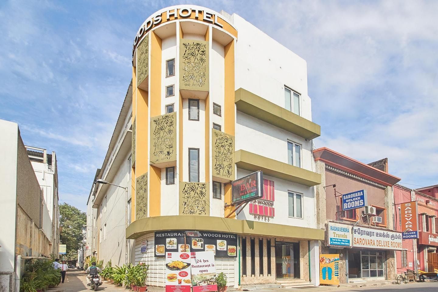 undefined La Woods Hotel