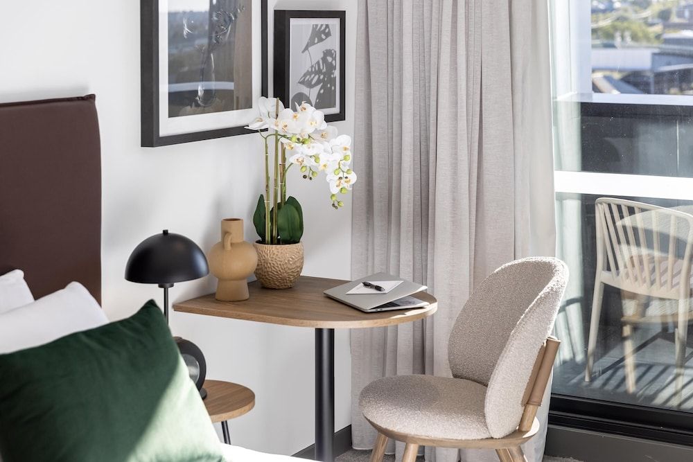 Quest Geelong Central Studio 6