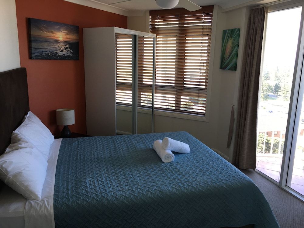 Standard Apartment, 1 Queen Bed with Sofa bed, Non Smoking