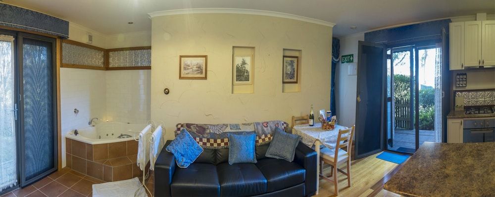 Observatory Cottages Deluxe Suite, 1 Queen Bed (Candlewick) 6