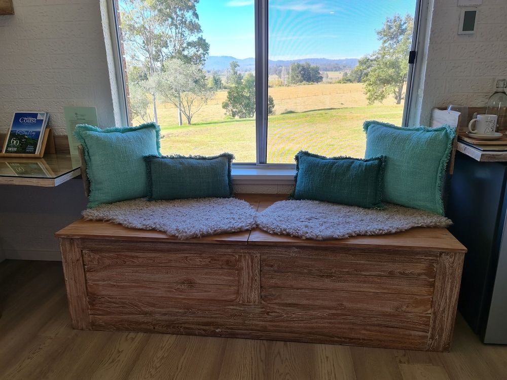 Vacy Hunter Valley Lodge Deluxe Double Room, 1 Queen Bed 7