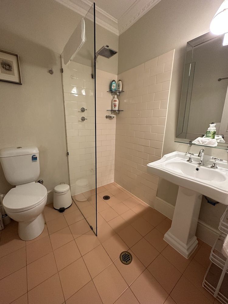 Rowan Brae Historic Guest House Royal Room 3