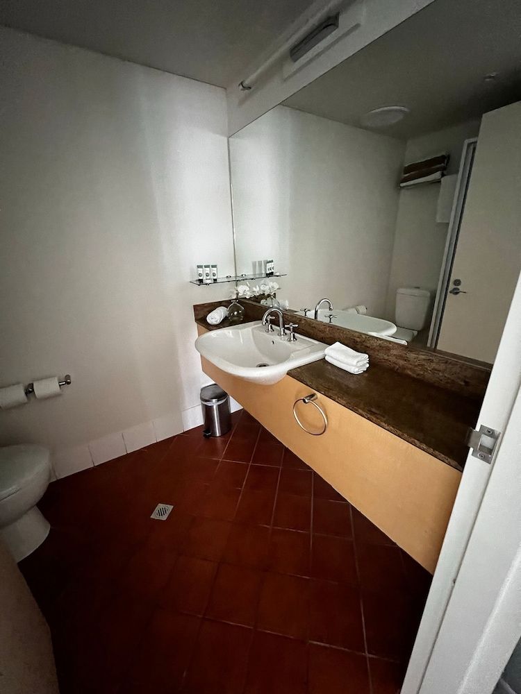 Darwin Esplanade Central Studio 6