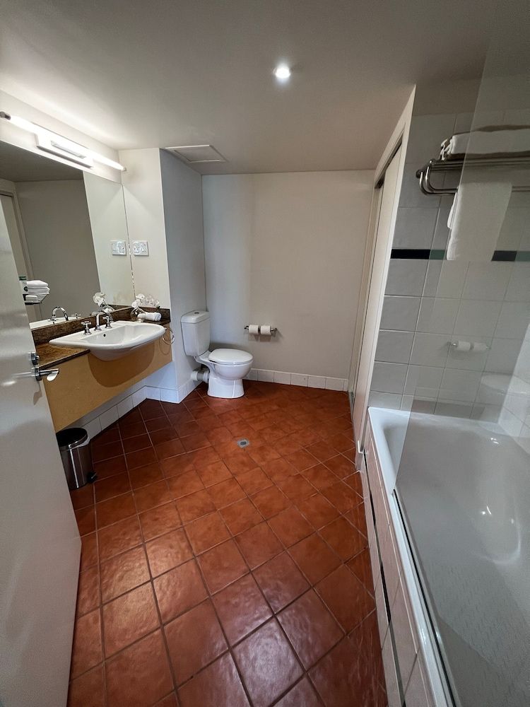 Darwin Esplanade Central Studio 5