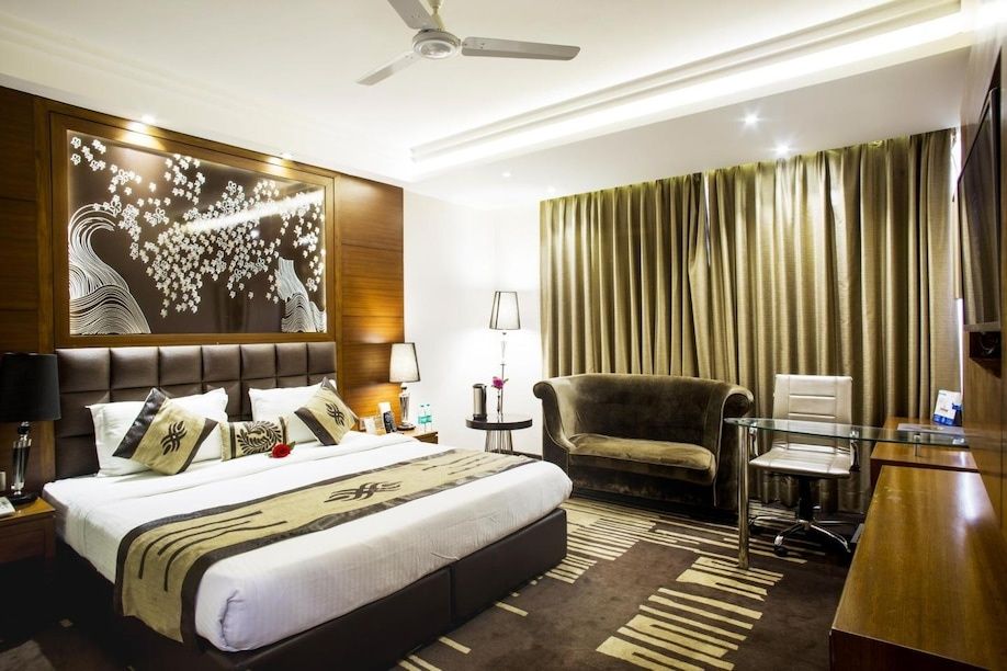 JRD Luxury -Business Hotel Deluxe Room-Local id not allowed