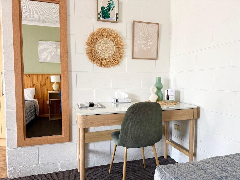 Barossa Palms Motel Triple Room, Non Smoking (Twin Room) 4