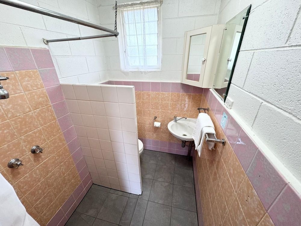 Barossa Palms Motel Triple Room, Non Smoking (Twin Room) 2