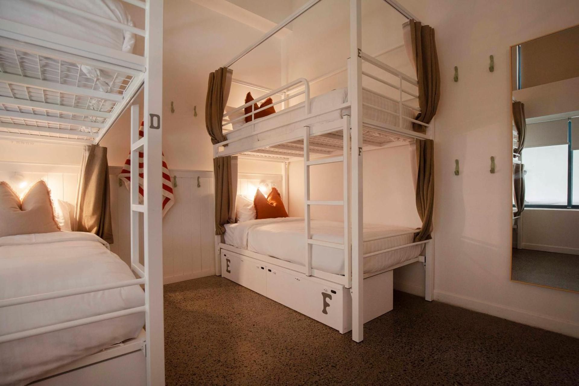 undefined Little Drifter Cairns 8