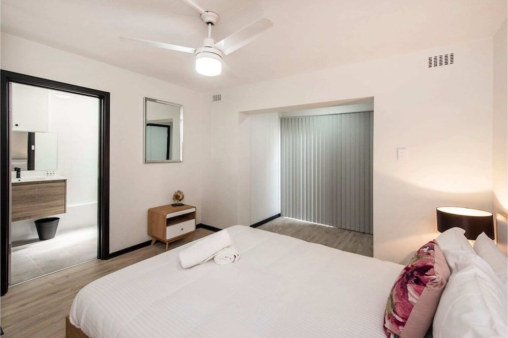 Apartment (1 Bedroom)
