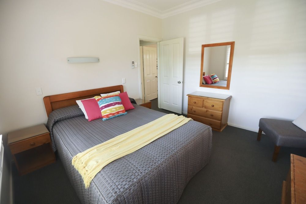 Luxury Cottage, 2 Bedrooms, Garden View