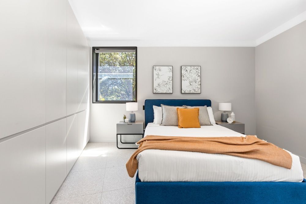 One Bedroom Apartment