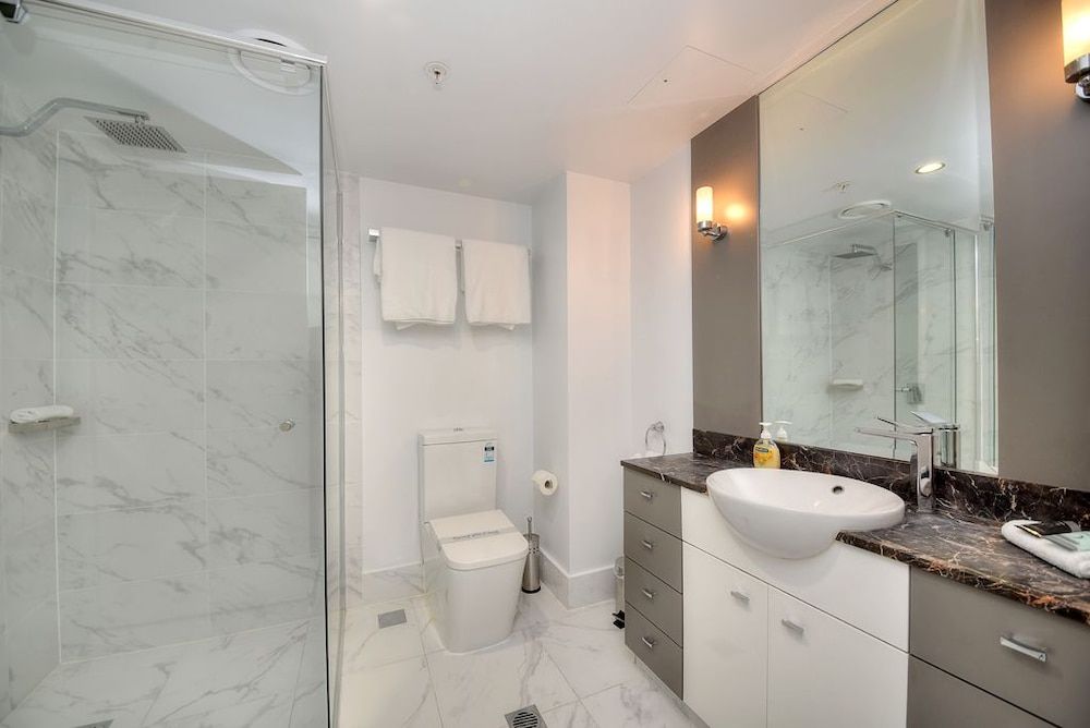 GCA Chevron Renaissance Standard Apartment, 2 Bedrooms, River View 7