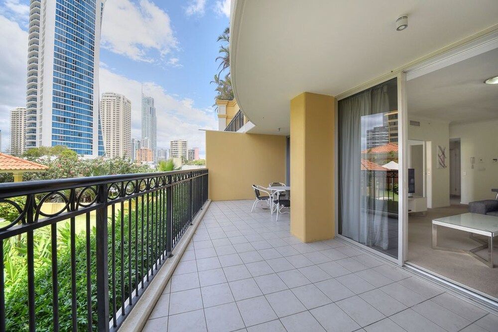 GCA Chevron Renaissance Deluxe Apartment, 1 Bedroom, Courtyard View 9