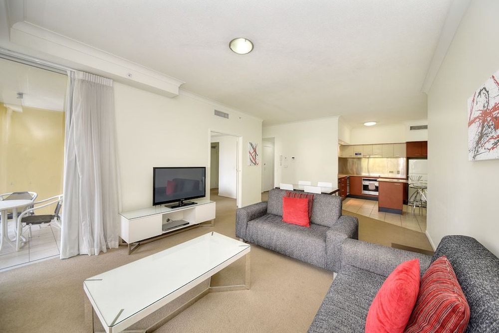 GCA Chevron Renaissance Deluxe Apartment, 1 Bedroom, Courtyard View 7