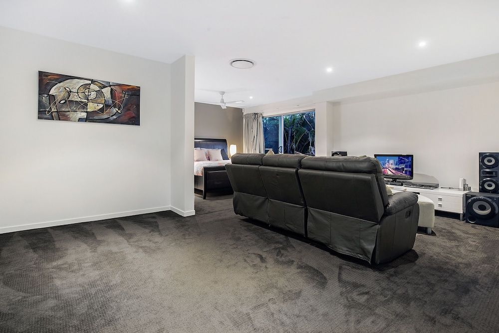 undefined Amalfi Executive 5 Bedroom Home 4