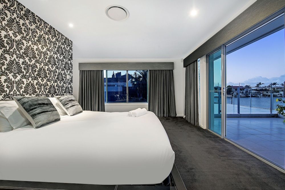 undefined Amalfi Executive 5 Bedroom Home 5