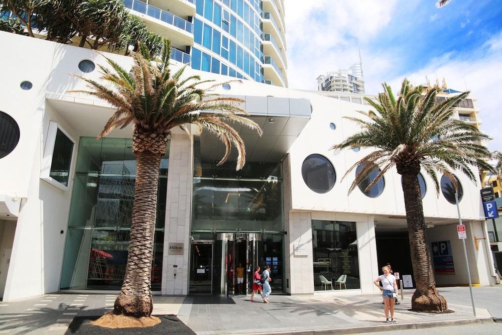 undefined Pelicanstay Surfer Paradise Condo Hotel 4
