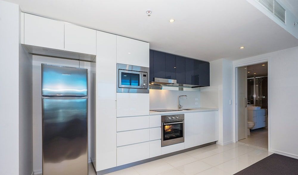 undefined Pelicanstay Surfer Paradise Condo Hotel 10