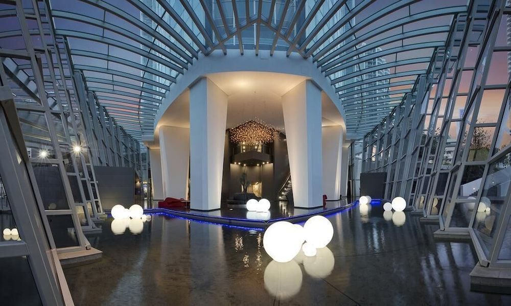 undefined Surfers Paradise Ocean view 5