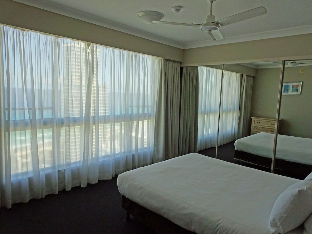 undefined 2 and 3 Bedroom Apartments within Crown Towers 10