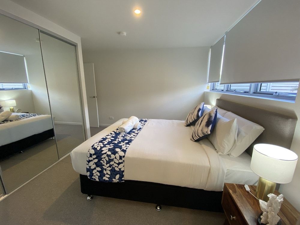 Serenity Surfers Paradise Family Apartment, 2 Bedrooms, Balcony 2