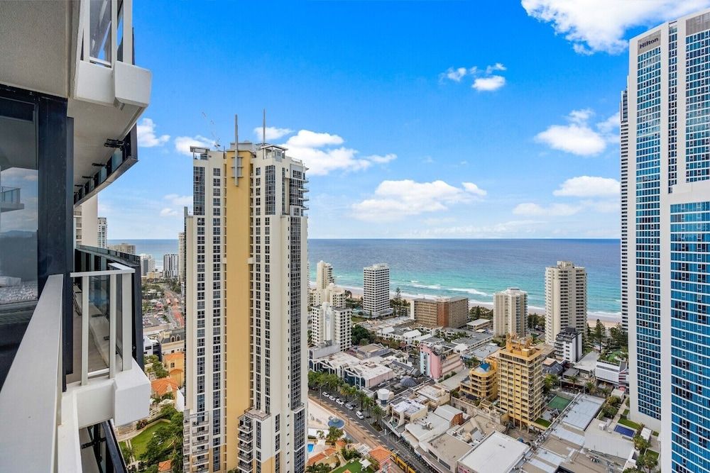 undefined Circle on Cavill - Coastal Letting 6