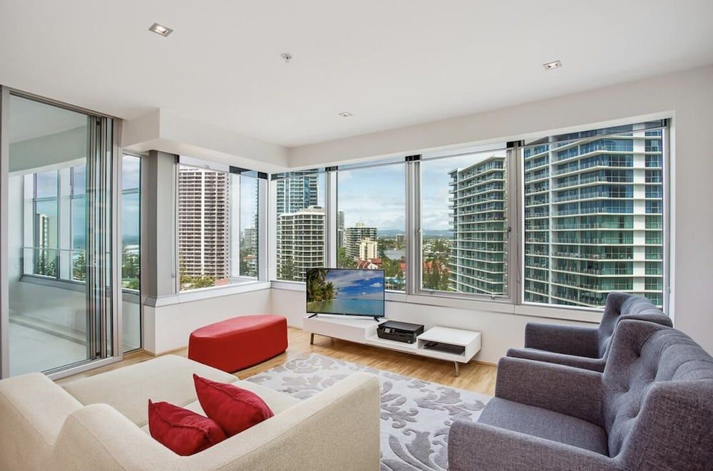 undefined Sky Point Tower - Private Apartments 2