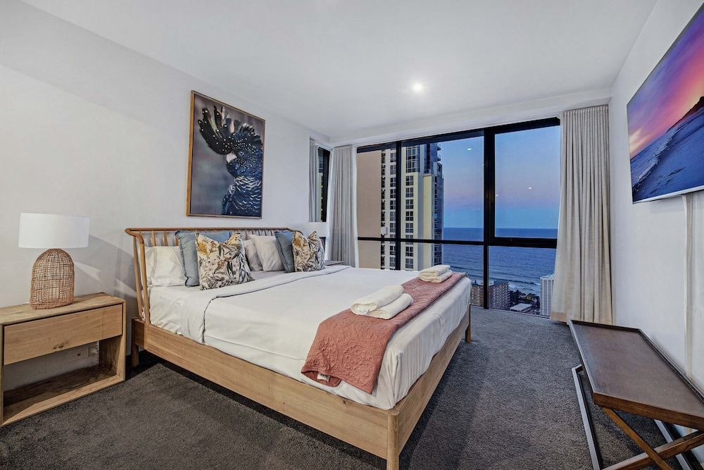 2 Bedroom 2 Bathroom plus Open Study Ocean View Apartment (From Level 11)