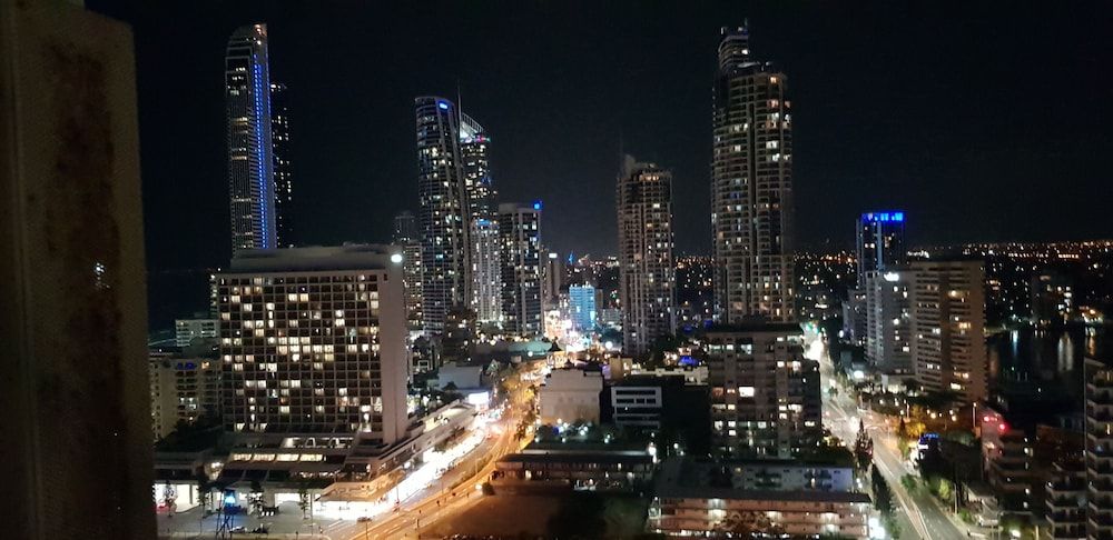 Crown Tower 25th Floor by Gold Coast Premium Executive Apartment 8